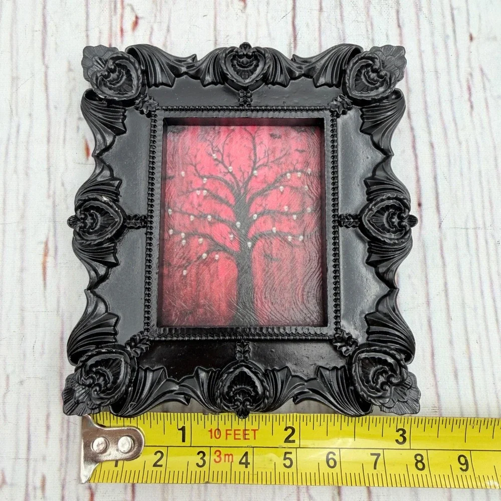 N/A gothic miniature